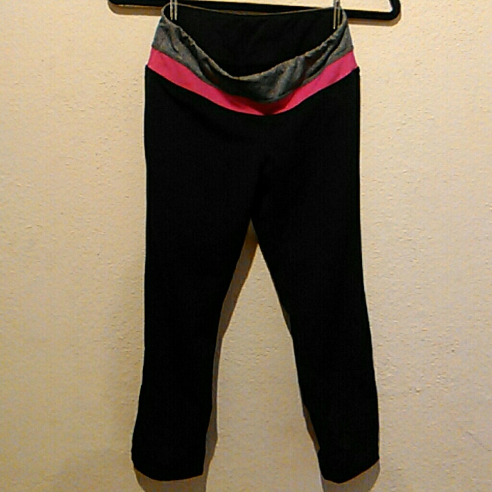 Free Spirit Yoga Capri's | Sz S